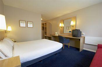 Travelodge Hotel Dublin Airport Swords Pinnock Hill Roundabout