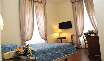 Villa Irlanda Grand Hotel Gaeta Via Lungomare Caboto, 6