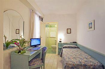 Hotel Antares Lacco Ameno Via Litoranea 45