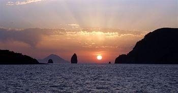 Bougainville Hotel Lipari Via Balestrieri