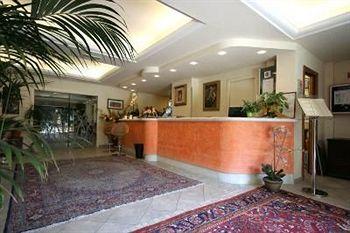 Hotel Nedy Massa Via Fescione 128 - Localita Poveromo