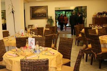 Hotel Nedy Massa Via Fescione 128 - Localita Poveromo