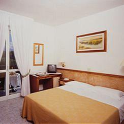 Hotel Suisse Pietrasanta Via Versilia 197