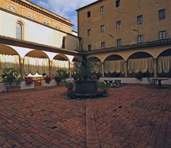 Il Chiostro Di Hotel Pienza 26 Corso Il Rossellino