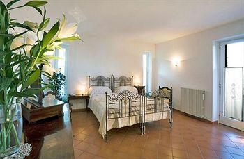 Villa Oriana Relais Bed & Breakfast Sorrento Via Rubinacci 1