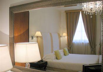Hotel Cavalieri Siracusa Via Malta, 42