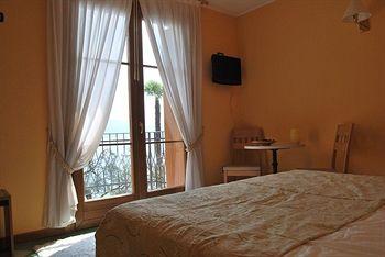 Hotel Villa Maria au Lac Toscolano-Maderno Via Roma 45