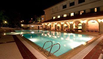 Waterfront Airport Hotel Lapu-Lapu City 1 Airport Road