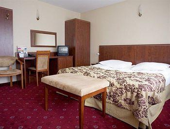 Promenada Hotel Bialobrzegi Spacerowa 35