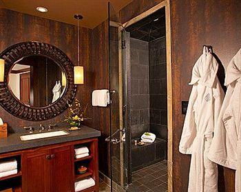 Four Seasons Resort Hualalai Kailua Kona 72-100 Ka`upulehu Drive