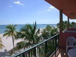 A Little Inn Lauderdale By the Sea 4546 El Mar Drive