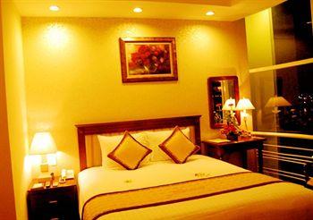 Sunriver Hotel Da Nang 132-134-136 Bach Dang Street