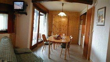 Hotel Chris Tal Les Houches 242 Avenue Des Alpages