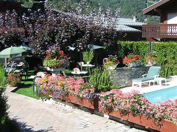 Auberge Le Beau Site Les Houches Rue de l'Eglise