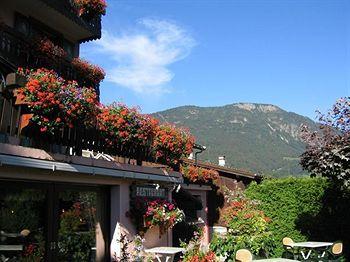 Auberge Le Beau Site Les Houches Rue de l'Eglise