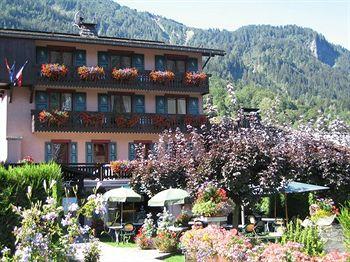 Auberge Le Beau Site Les Houches Rue de l'Eglise