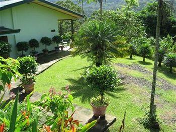 Lands in Love Resort and Hotel La Fortuna Route 702, road San Ramon