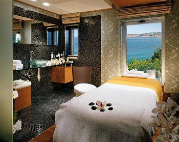 Arion Spa & Resort Vouliagmeni 40 Apollonos Street