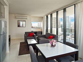 Meriton Serviced Apartments Kent Street Sydney 534 Kent Street