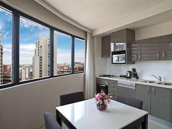 Meriton Serviced Apartments Kent Street Sydney 534 Kent Street