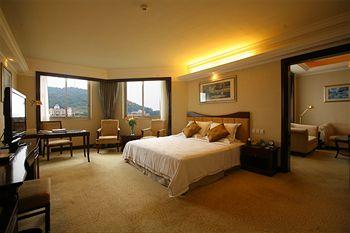 The Phoenix City Hotel Guangzhou Phoenix City, Xintang Section, Guangyuandong Road