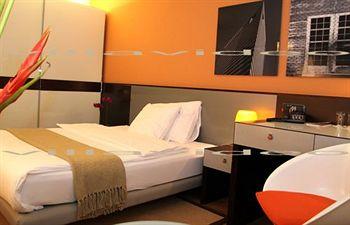 Quality Hotel Geneva City Centre 6 Rue Ferrier