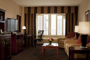 Hilton Garden Inn Downtown Austin 500 North IH-35