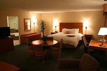 Hampton Inn Lake Havasu City 245 London Bridge Road