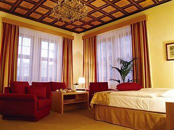 Grand Hotel Brno Benesova 18-20