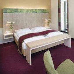 Movenpick Hotel Frankfurt City Den Haager Strasse 5