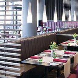 Movenpick Hotel Frankfurt City Den Haager Strasse 5