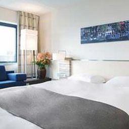 Moevenpick Hotel Amsterdam City Center Piet Heinkade 11