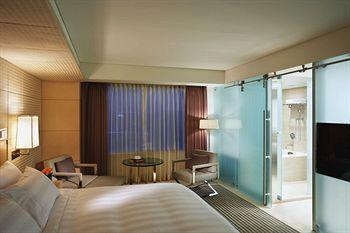 Lotte Hotel Seoul 1 Sogong-dong, Jung-gu