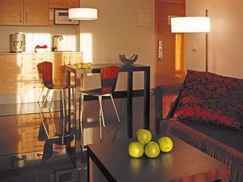 Hesperia Fira Suites Aparthotel L'Hospitalet de Llobregat Mare de Déu de Bellvitge 3