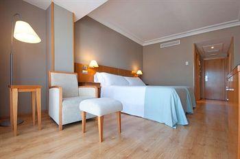 Tryp Orly Hotel San Sebastian Plaza De Zaragoza 4