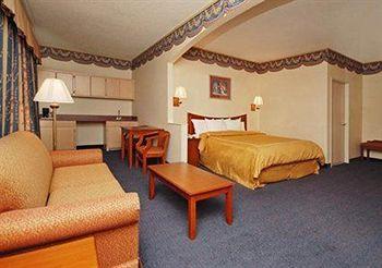 Comfort Suites Abilene 3165 S. Danville Dr.