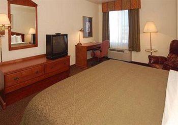 Quality Inn And Suites Bossier City 2717 Village Lane