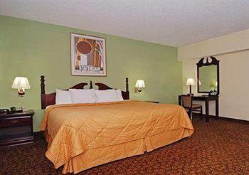 Comfort Inn & Suites Fort Lauderdale 3551 West Commercial Boulevard