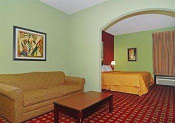 Comfort Inn & Suites Fort Lauderdale 3551 West Commercial Boulevard