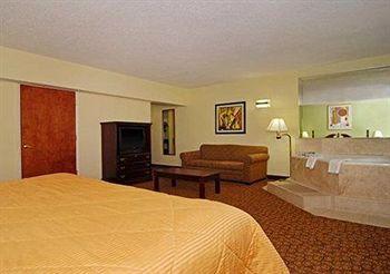 Comfort Inn & Suites Fort Lauderdale 3551 West Commercial Boulevard