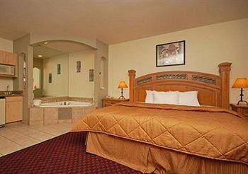 Comfort Inn Fountain Hills 17105 E. Shea Blvd