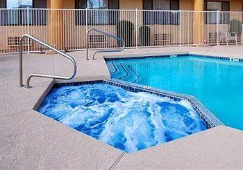 Comfort Inn Fountain Hills 17105 E. Shea Blvd