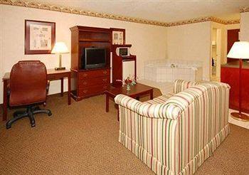 Comfort Inn Garner 126 Cleveland Crossing Drive