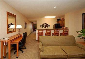 Comfort Suites Glendale (Arizona) 9824 W Camelback Rd