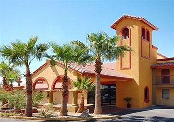 Quality Inn and Suites Goodyear 950 N. Dysart Road