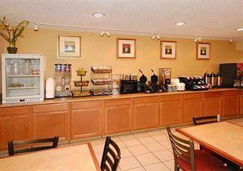 Quality Inn and Suites Goodyear 950 N. Dysart Road