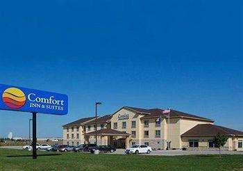 Comfort Inn and Suites Grinnell 1630 West Street SouthNE Side