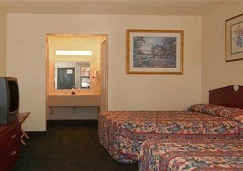 Econo Lodge Hollywood (Florida) 1725 Taft St