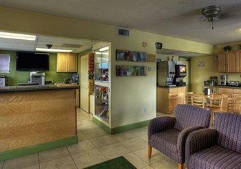 Quality Inn & Suites Boulevard Hollywood 4900 HOLLYWOOD BLVD