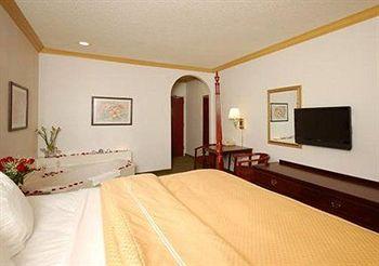 Comfort Suites Lubbock 5113 South Loop 289